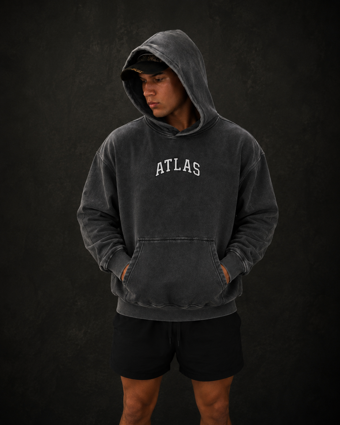UNIVERSITY STYLE HOODIE